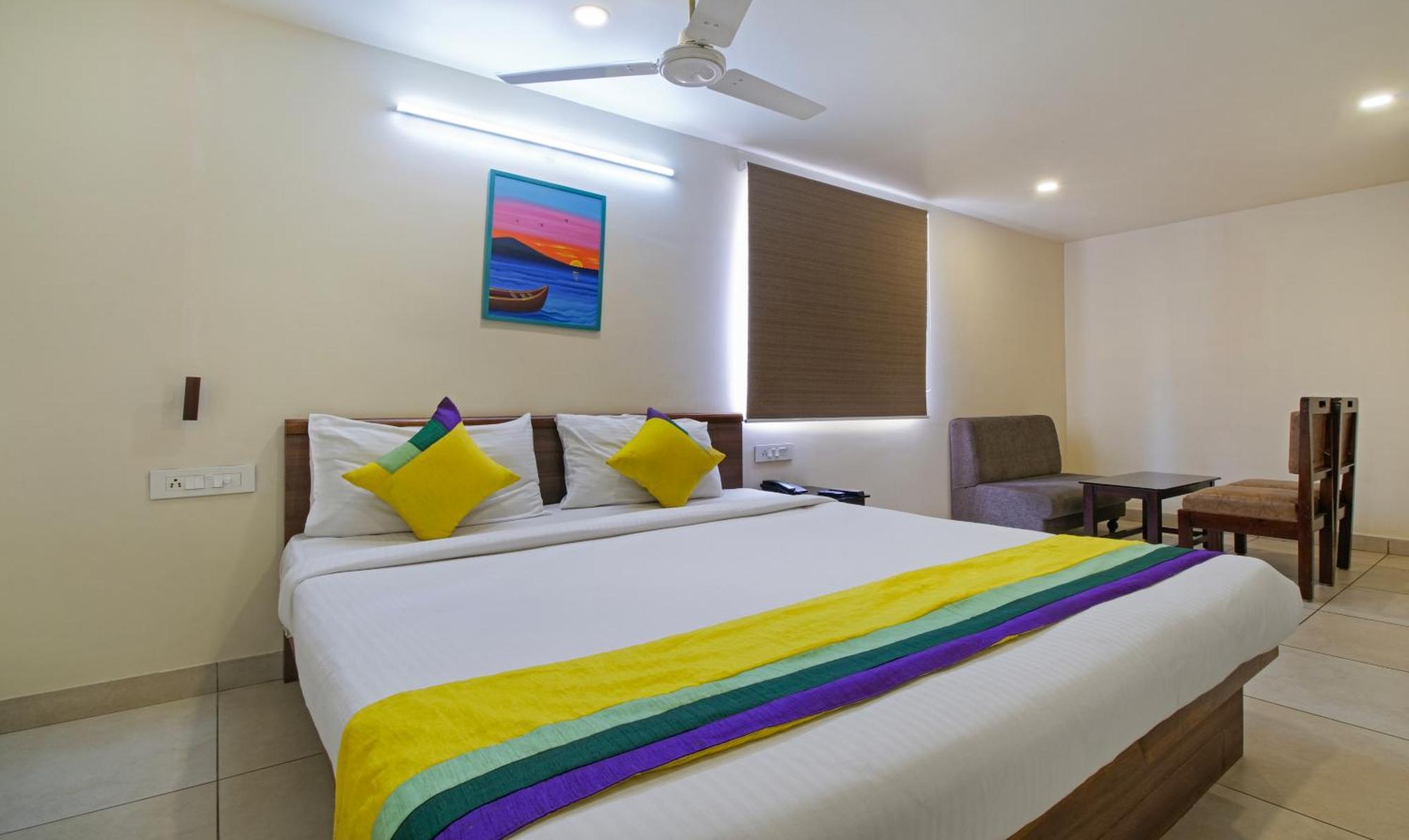 Itsy Hotels N Square Vijayawada Bagian luar foto